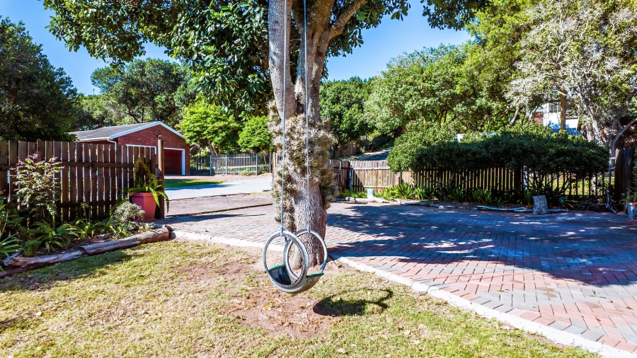 4 Bedroom Property for Sale in Meedingsride Western Cape